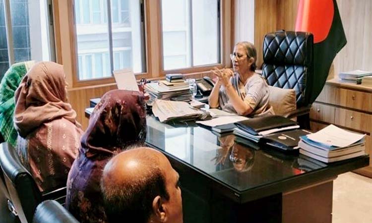এ বছর কোরবানি স্বস্তিদায়ক ছিল: উপদেষ্টা ফরিদা আখতার