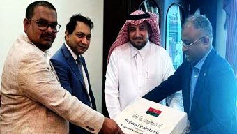 কাতারের আমির ও প্রধানমন্ত্রীর জন্য মৌসুমি ফল পাঠালেন খালেদা জিয়া