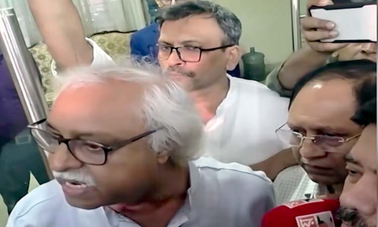জামায়াত‌কে বে‌শি কথা বল‌তে দেওয়ায় সংলাপ থেকে ওয়াক আউট গণ‌ফোরাম-সি‌পি‌বির