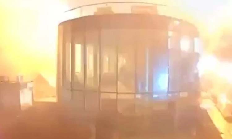 ইরানের হামলায় ইসরায়েলের গুরুত্বপূর্ণ গবেষণাকেন্দ্রে আগুন
