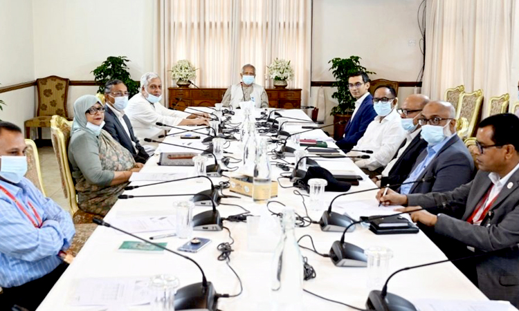 দেশের সব সরকারি প্রতিষ্ঠানে সোলার প্যানেল বসানোর নির্দেশ