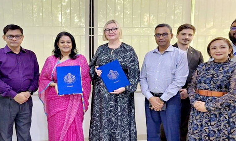 জীববৈচিত্র্য রক্ষায় সুইডেনের সহায়তায় নেওয়া হচ্ছে বিশেষ প্রকল্প : পরিবেশ উপদেষ্টা
