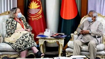 বিভ্রান্তিকর তথ্য ও ভুয়া খবরই আমাদের প্রধান সমস্যা : প্রধান উপদেষ্টা