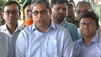 ‘প্রধানমন্ত্রী নির্দেশ দিয়েছেন যেখানে কাজের গাফিলতি সেখানেই ব্যবস্থা’:শাহে আলম