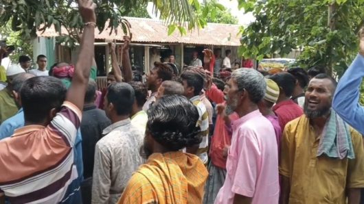 সুনামগঞ্জে হাওরের ক্ষতিগ্রস্ত কৃষকের তালিকায় অনিয়ম বিক্ষোভ