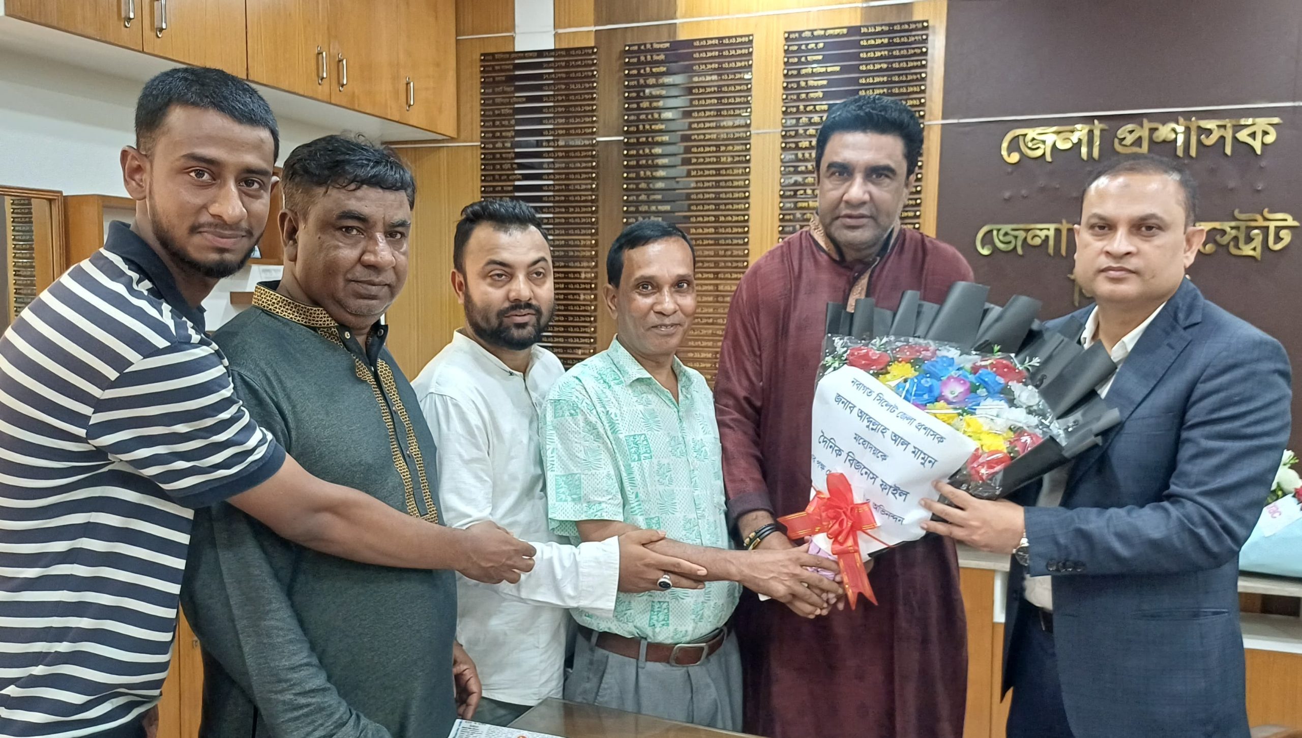 সিলেটে নবাগত জেলা প্রশাসকের সাথে সোসাইটি অব জাতীয় গণমাধ্যম কমিশনের শুভেচ্ছা ও মতবিনিময়