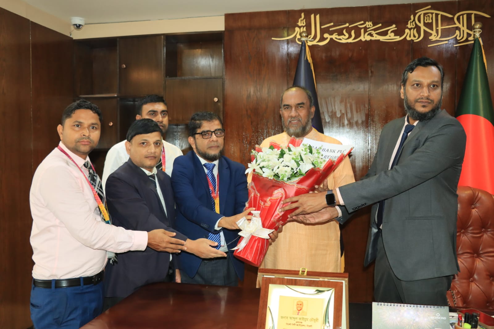 সিসিক প্রশাসকের সঙ্গে এসবিএসি ব্যাংক কর্মকর্তাদের সৌজন্য সাক্ষাৎ