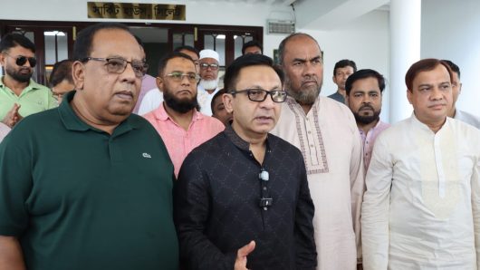 জনগণের ভোগান্তি কমাতে সরকার নিরলসভাবে কাজ করে যাচ্ছে — বাণিজ্যমন্ত্রী