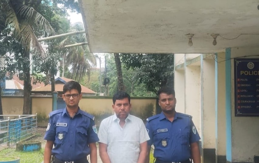 মানবপাচার চক্রের মূলহোতা তাফাজ্জুল গ্রেপ্তার: সাগরে বিলীন বহু প্রাণ, শাল্লা পুলিশের সাঁড়াশি অভিযান