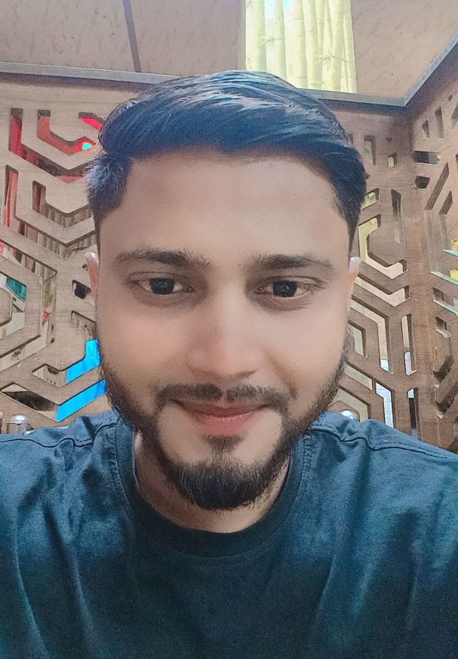 গোয়াইনঘাটে ইসিএভুক্ত জাফলংয়ে সেভ মেশিনে পাথর-বালু উত্তোলনের অভিযোগ, চাঁদা না দেওয়ায় হামলার দাবি