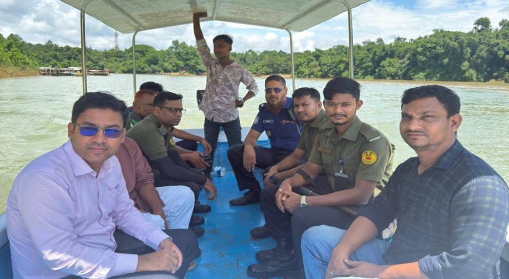 জৈন্তাপুর সারি নদীতে প্রশাসনের অভিযান