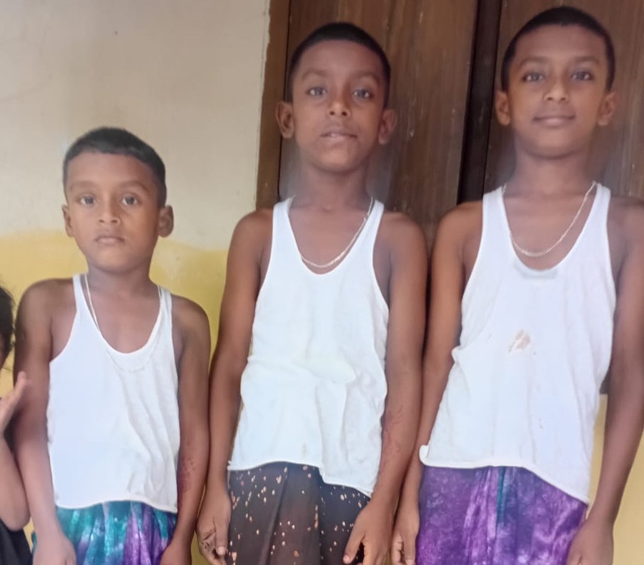 নবীগঞ্জে অপচিকিৎসার অভিযোগ: খতনার পর ৩ শিশুর শারীরিক জটিলতা, থানায় লিখিত অভিযোগ পল্লী চিকিৎসক ও ডায়াগনস্টিক সেন্টারের মালিকসহ ৪ জনের বিরুদ্ধে অভিযোগ