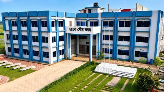 সচিব সংকটে ছাতক পৌরসভা, নাগরিক সেবায় বাড়ছে ভোগান্তি