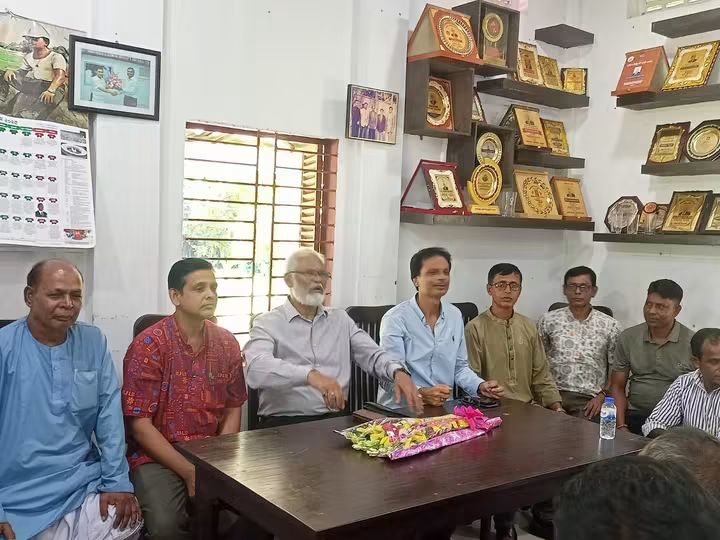 বানিয়াচংয়ে এমপি ডা. জীবন এঁর সাথে হিন্দু বৌদ্ধ খ্রিস্টান কল্যাণ ফ্রন্ট নেতৃবৃন্দের মতবিনিময় 