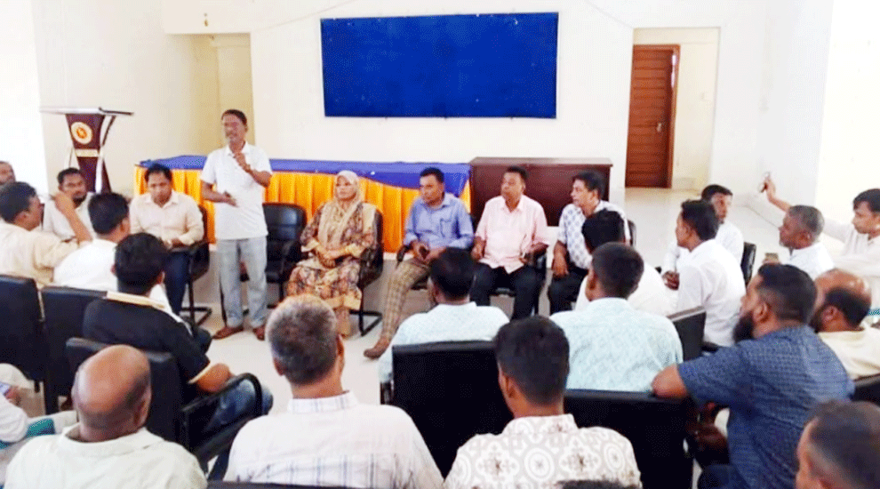দীর্ঘদিনের শত্রুতাকে মিত্রতায় রূপান্তরিত করলেন এমপি পত্নী পারভীন