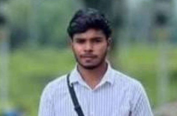 বড়লেখায় সড়কে গরুর সঙ্গে মোটরসাইকেলের ধাক্কা তরুণ নিহত