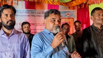 বড়লেখায় চা বাগান শ্রমিক ও অসচ্ছল পরিবারের মাঝে অনুদান-উপকরণ বিতরণ
