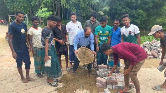 গাছবাড়ী-হরিপুর সড়ক সংস্কারে কানাইঘাট অ্যাসোসিয়েশন মেজরটিলা ও প্রবাসীদের উদ্যোগ