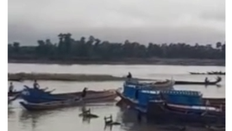 জাফলংয়ে বালু-পাথর উত্তোলনের অভিযোগ, প্রশাসনের নিষ্ক্রিয়তা নিয়ে প্রশ্ন