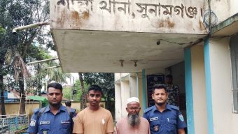 মার্কুলী গ্রামে পুলিশের অভিযান, গ্রেপ্তার ২
