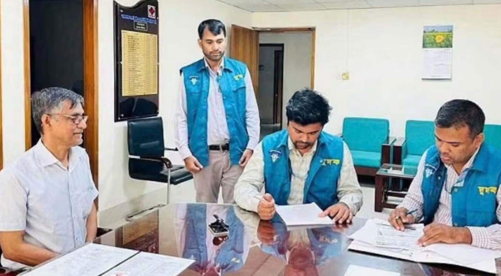 জালালাবাদ গ্যাসে গ্রাহকদের ৮০ লাখ টাকা আত্মসাৎ: দুই কর্মকর্তার সংশ্লিস্টতা পেয়েছে দুদক নথি জব্দ