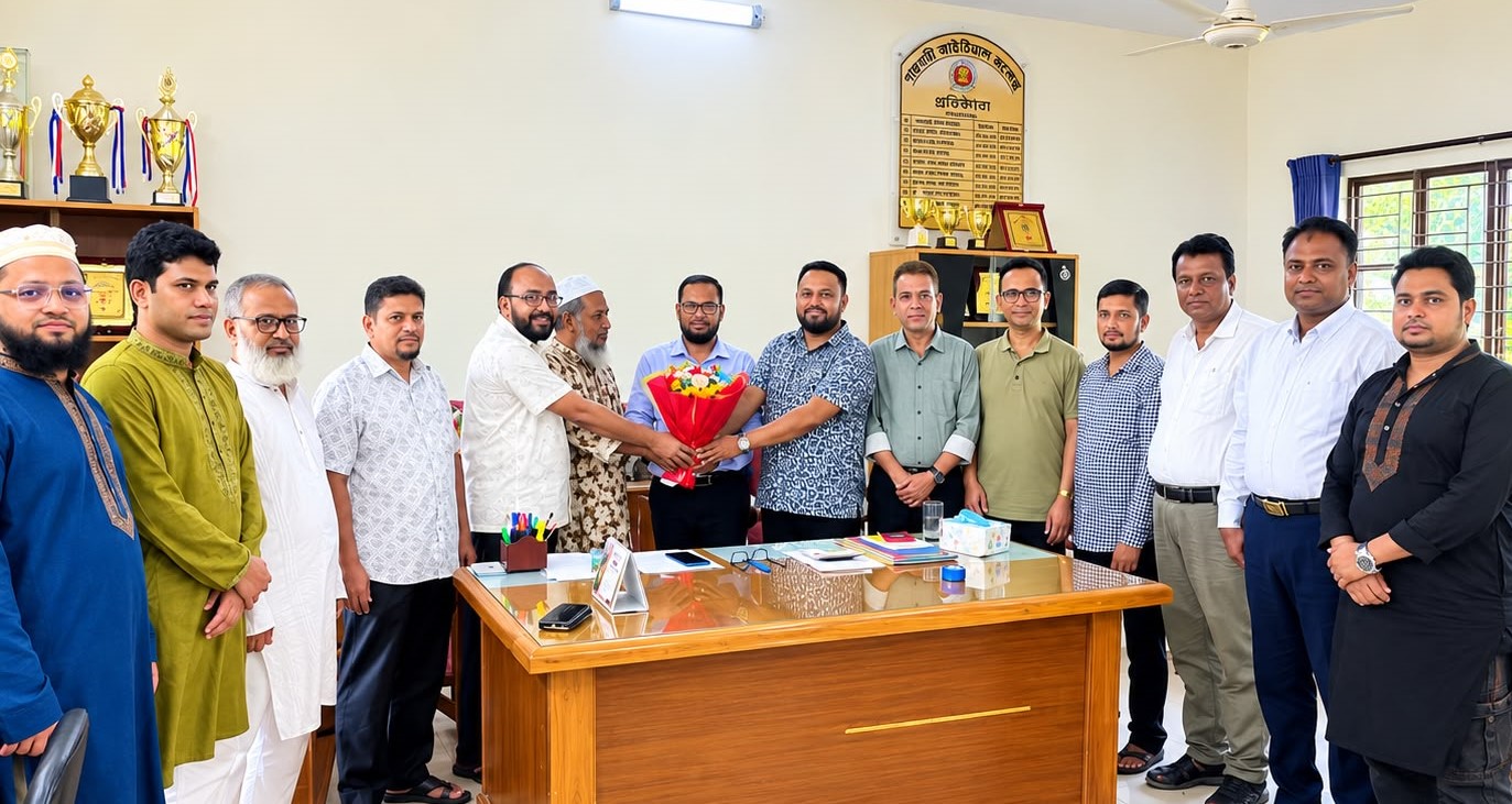 গাছবাড়ী আইডিয়াল কলেজে নবনিযুক্ত আহ্বায়ক কমিটির সভাপতির প্রথম পরিদর্শন