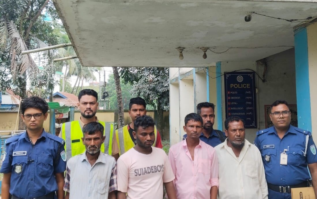 শাল্লায় পুলিশের বিশেষ অভিযানে পরোয়ানাভুক্তসহ গ্রেপ্তার ৪