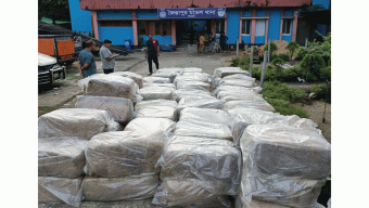 সিলেটে বালুর নিচে কোটি টাকার শাড়ি