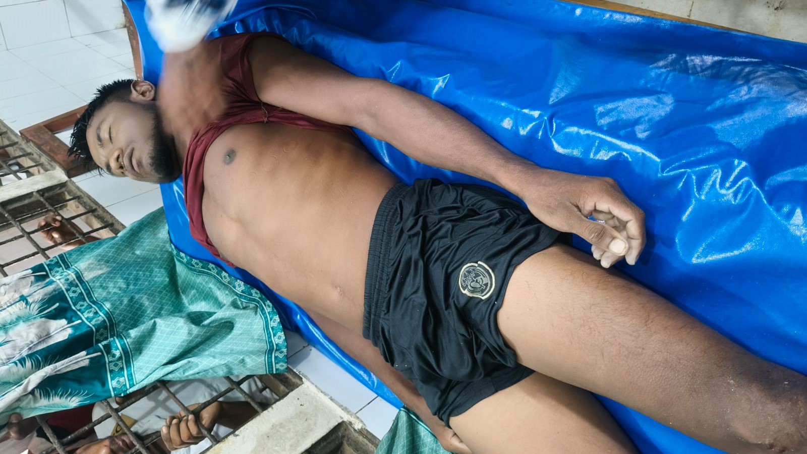 বড়গাং বালুমহালে চাঁদাবাজিতে বাধা দেওয়ায় শ্রমিকদের ওপর হামলা, অপরদিকে নদীতে ডুবে শ্রমিকের মৃত্যু