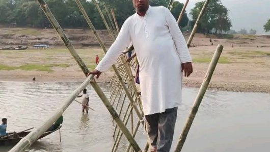 জনসেবায় অনন্য দৃষ্টান্ত, প্রতি বছর নিজ অর্থায়নে সাঁকো নির্মাণ করেন ইউপি সদস্য শাহাবুদ্দিন শাবই