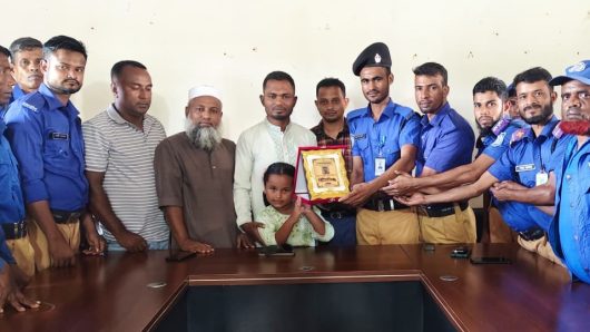 গোয়াইনঘাট প্রেসক্লাব সম্পাদক কে.এম লিমনকে গ্রাম পুলিশ বাহিনীর সংবর্ধনা