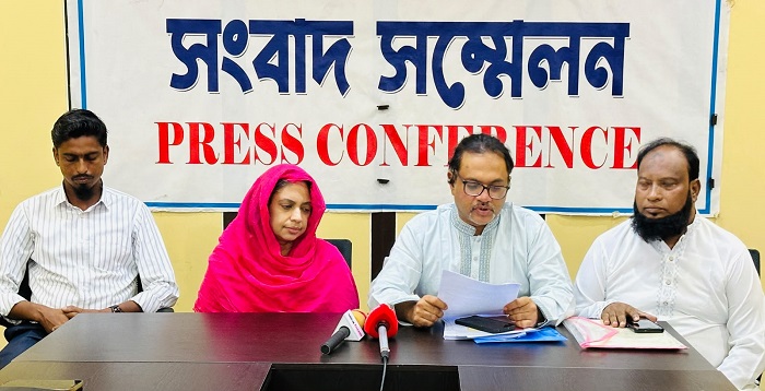 পৈত্রিক সম্পত্তি আত্মসাতের অভিযোগ প্রবাসী ভাই-বোনের