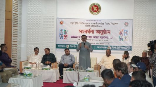 প্রতি তিন ওয়ার্ডে একটি খেলার মাঠ গড়ার পরিকল্পনা সরকারের