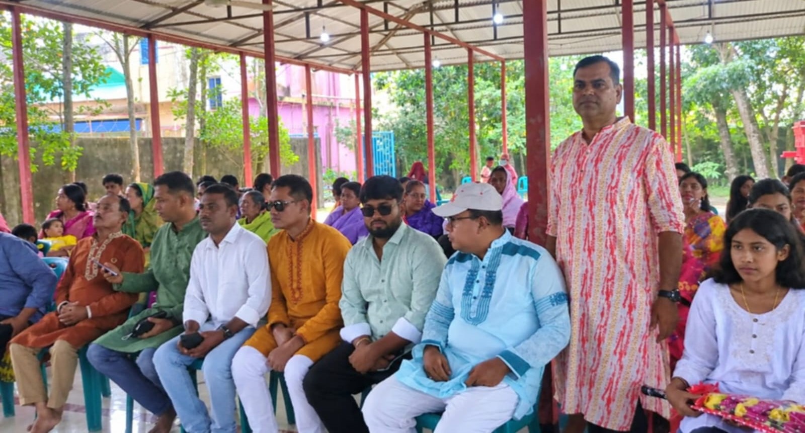 শান্তিপূর্ণ পরিবেশে দুর্গোৎসব উদযাপনের আহ্বান, গুরুত্ব পেল সাম্প্রদায়িক সম্প্রীতি