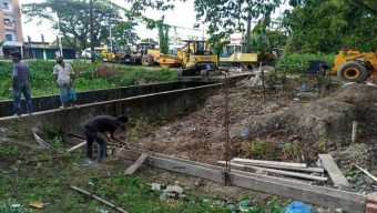মোগলাবাজার থানাধীন পাঠানপাড়া এলাকায় সওজের ভূমিতে তোলা দেয়াল ৭ দিনের মধ্যে অপসারণের নির্দেশ