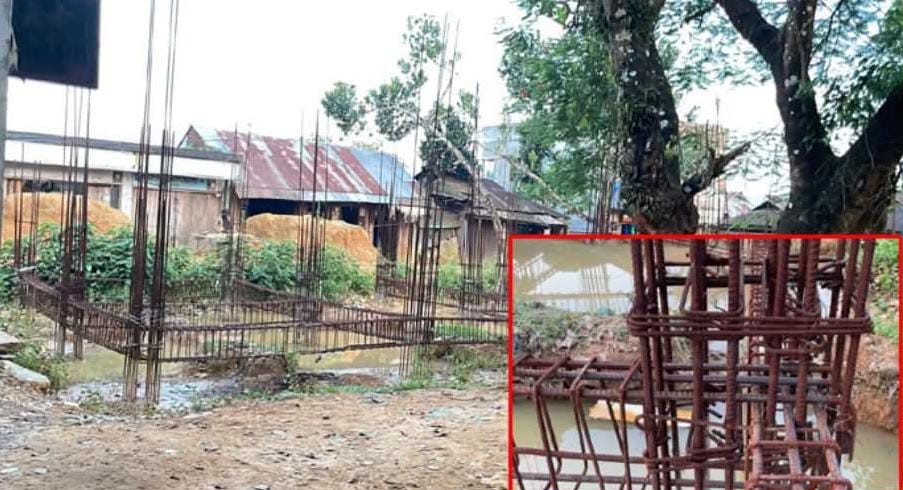 জলঢুপ থানাবাজারে এক কোটি টাকার মার্কেট নির্মাণকাজ বন্ধ